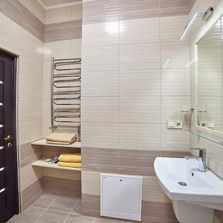 2 Bedrooms Apartment 150M From Opera House Lemberg Exterior foto