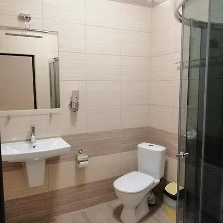 2 Bedrooms Apartment 150M From Opera House Lemberg Exterior foto
