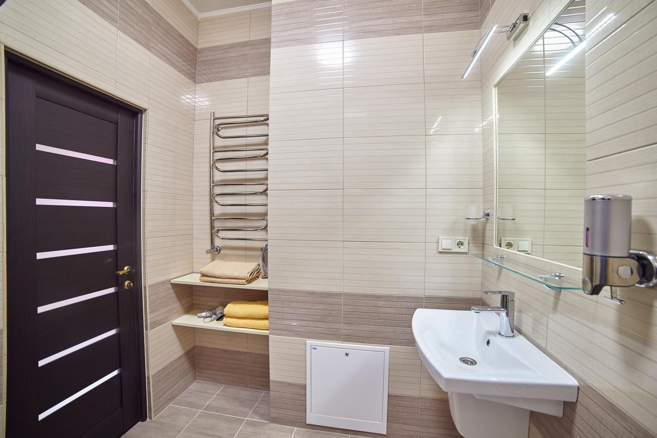 2 Bedrooms 150m From Opera House Apartment