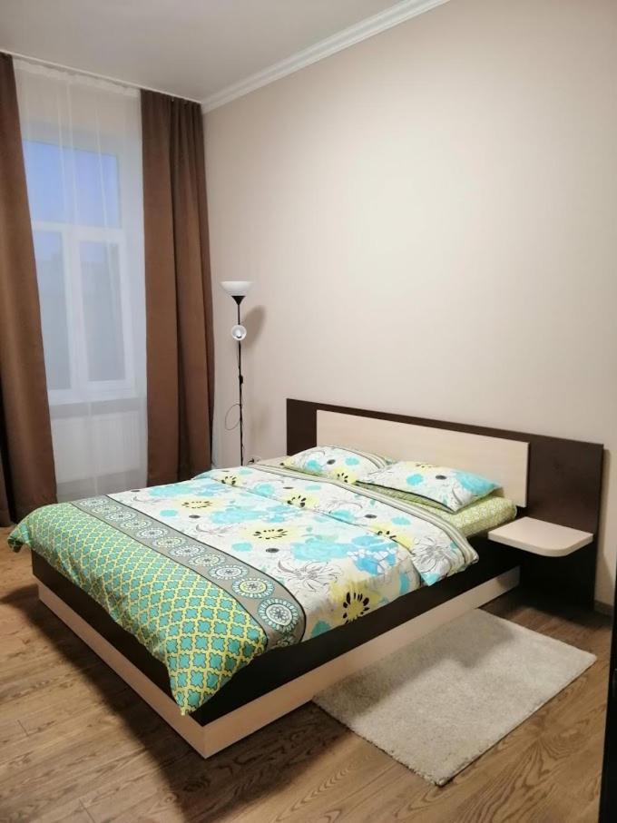2 Bedrooms 150m From Opera House
