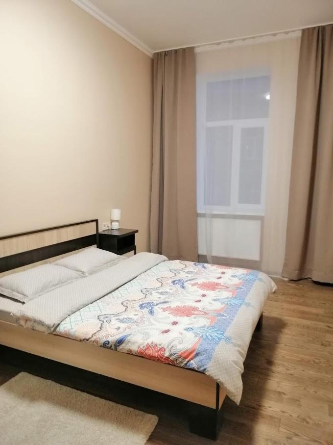2 Bedrooms 150m From Opera House Apartment